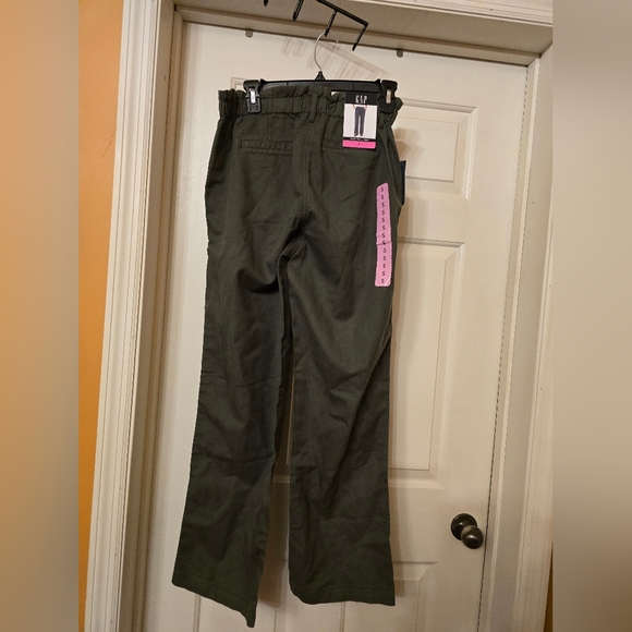 GAP Women's Olive Straight Leg Pants - Picture 5 of 8